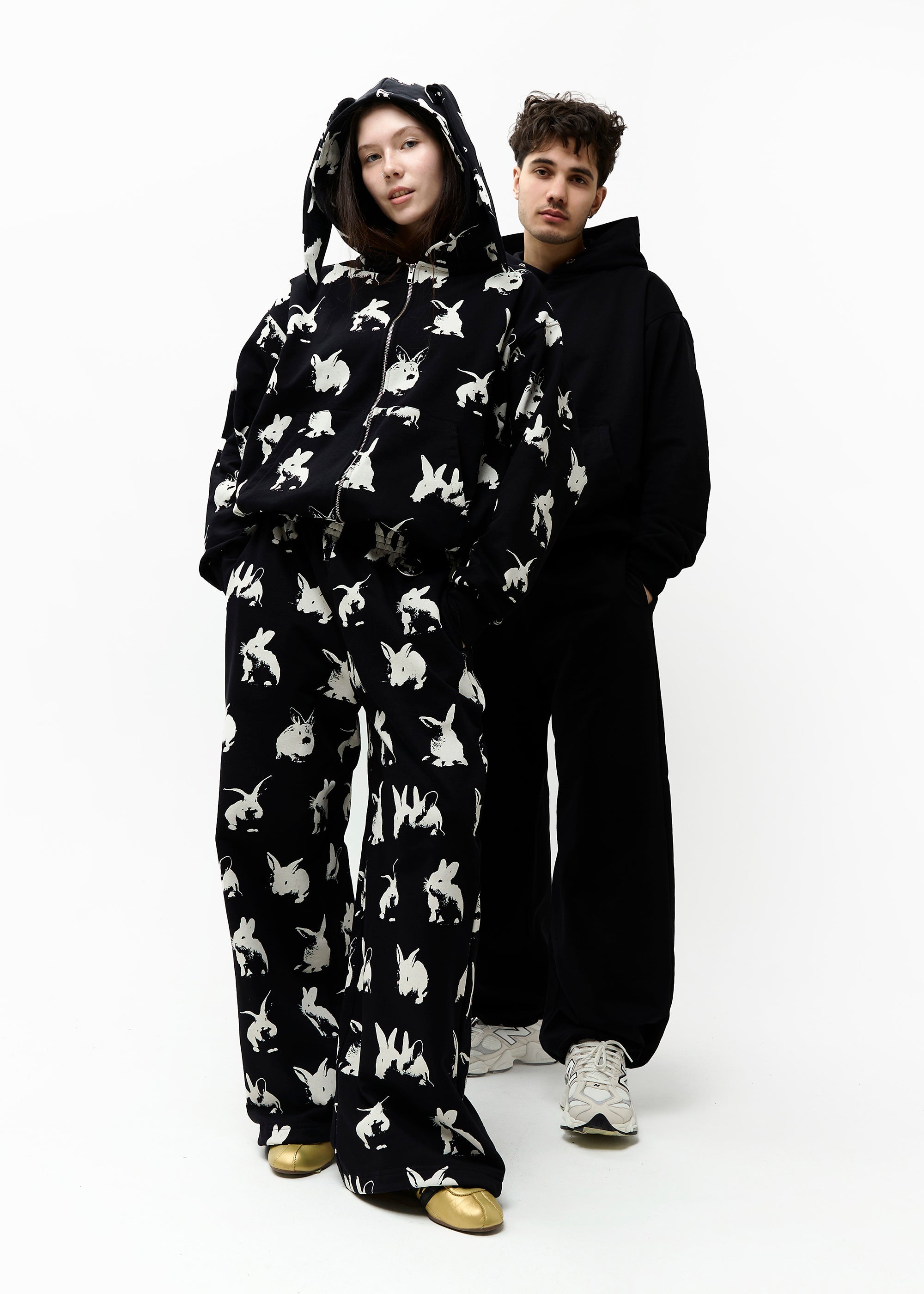 アクメドラビ★UNI_RETRO RABBIT HOODIE_3色 アクメドラビ☆UNI_RETRO RABBIT HOODIE_3色